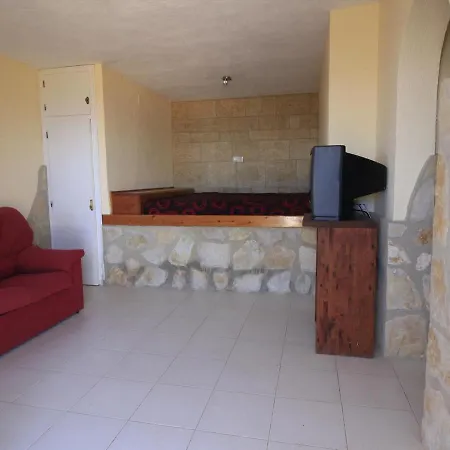 Denia, 3 Dormitorios, 6 Personas - Es-262-1 *